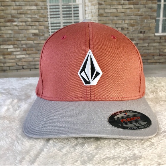 Volcom Other - Volcom Full Stone Flex Fit Hat